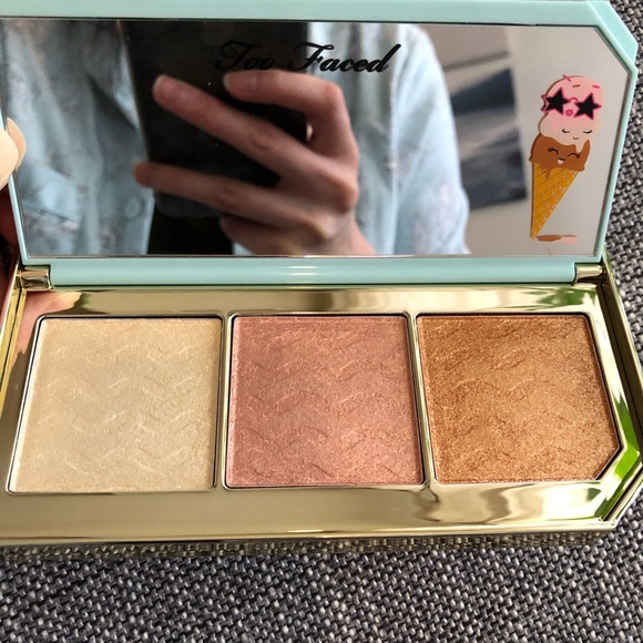 Too Faced - Triple Scoop Hyper-reflective - Picture 3 of 3